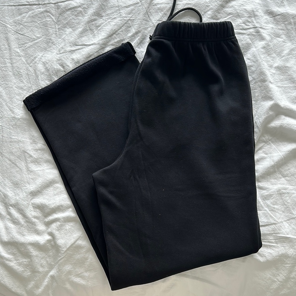SKIMS Women's Black Straight Leg Sweat Pants